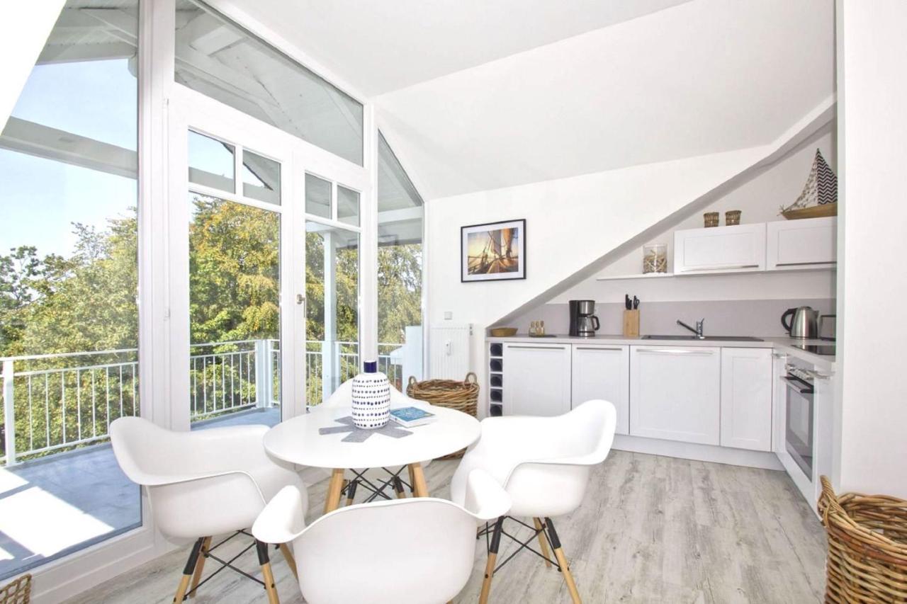 Moderne Ferienwohnung Mit Balkon, Meerblick - Ferienresidenz Zwei Boddenfewo 1-5 Lietzow Экстерьер фото